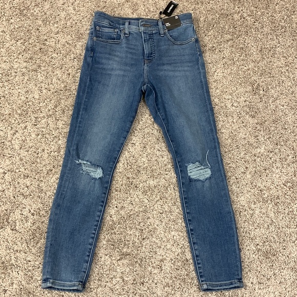Express Skinny Mid Rise - Short - Picture 2 of 4